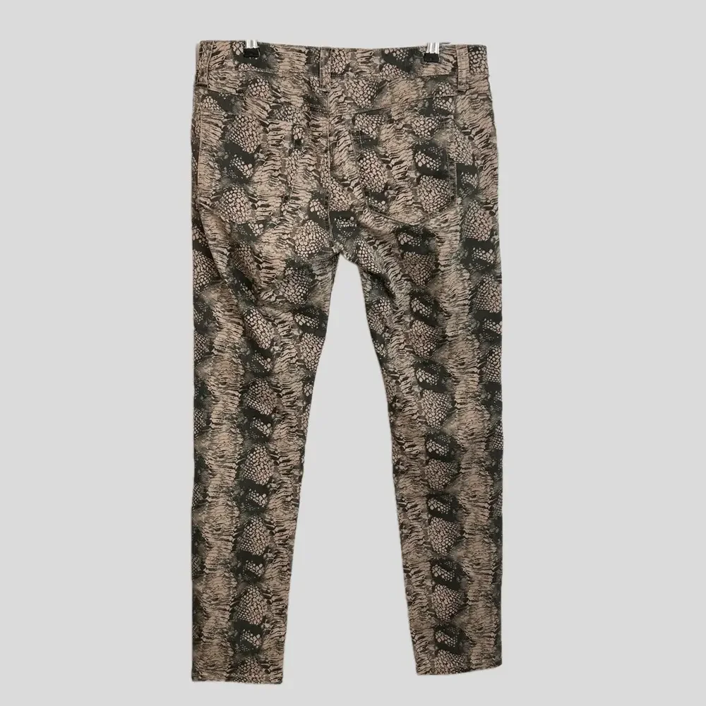 Cabi Diamondback Snakeskin Print Skinny Jeans 6